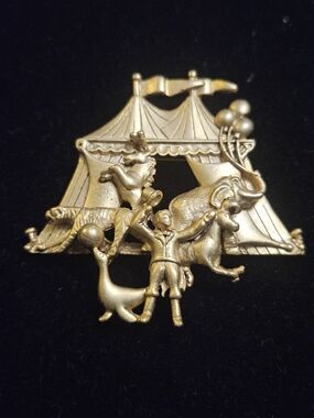 Gold-Tone Circus Scene Brooch - Women Jewelry Brooches